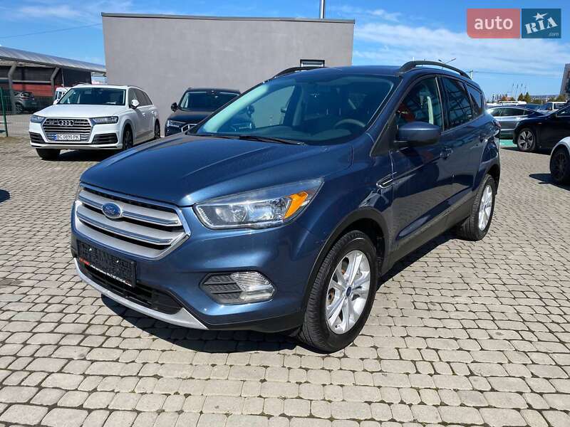 Позашляховик / Кросовер Ford Escape 2018 в Львові