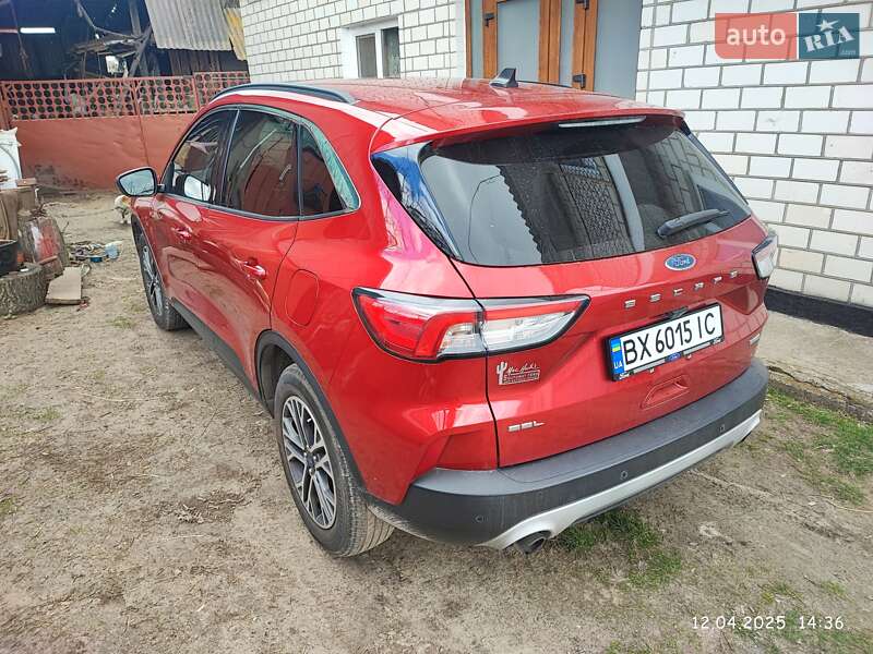 Внедорожник / Кроссовер Ford Escape 2020 в Славуте