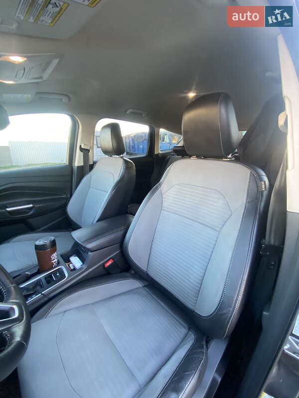 Внедорожник / Кроссовер Ford Escape 2019 в Запорожье