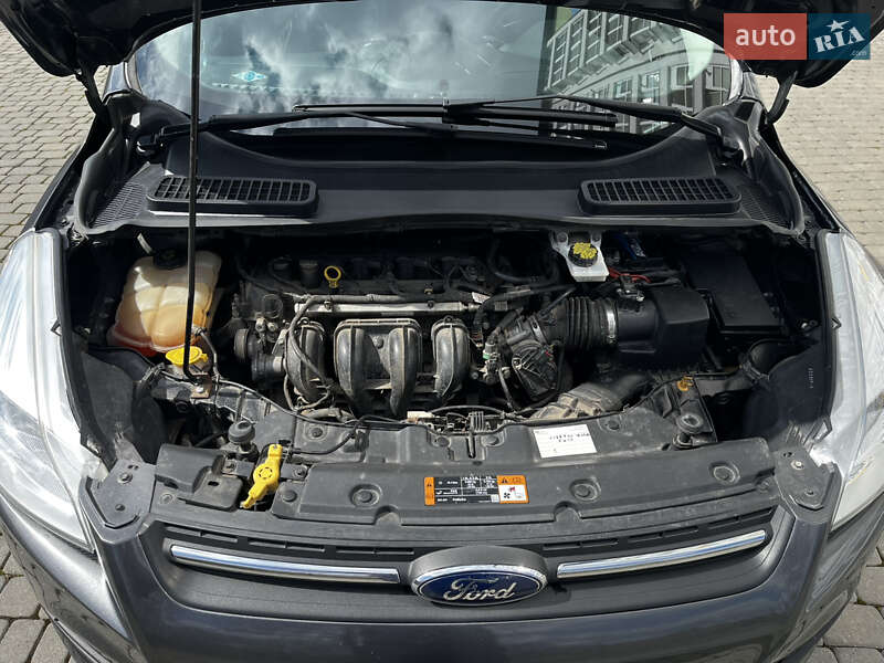 Внедорожник / Кроссовер Ford Escape 2015 в Ивано-Франковске фото 4 Внедорожник / Кроссовер Ford Escape 2015 в Ивано-Франковске
