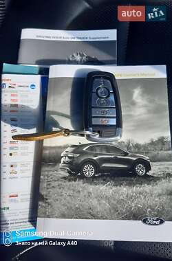 Внедорожник / Кроссовер Ford Escape 2022 в 
