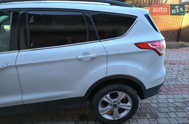 Внедорожник / Кроссовер Ford Escape 2014 в 