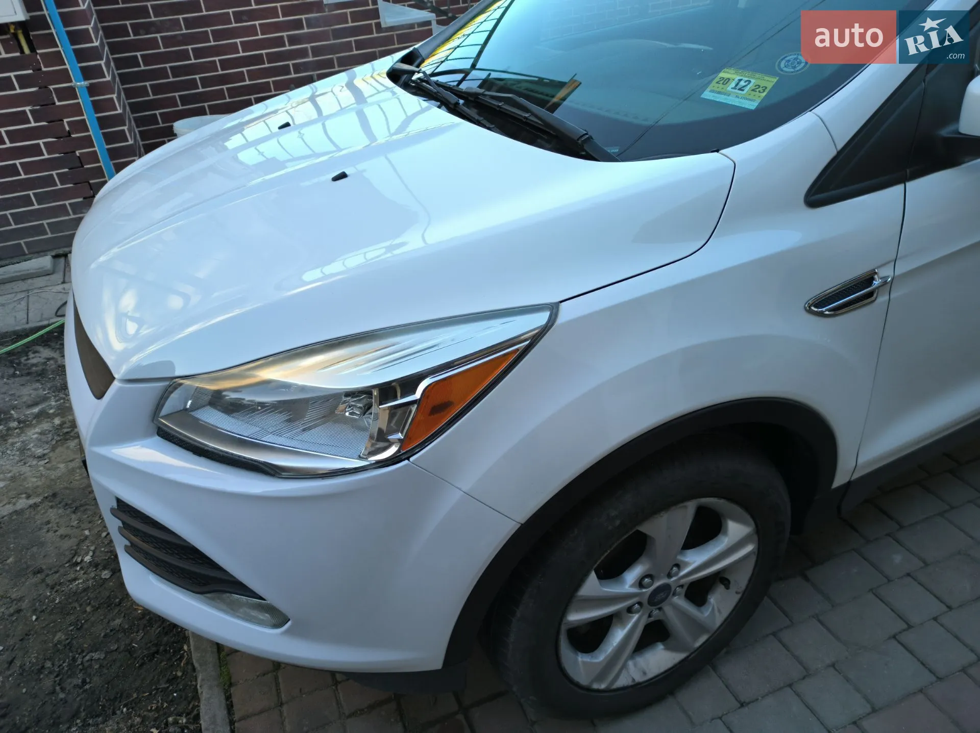 2014 Ford Escape - мініатюра 2