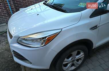 Внедорожник / Кроссовер Ford Escape 2014 в 