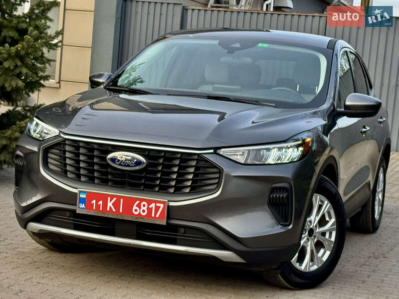 Внедорожник / Кроссовер Ford Escape 2023 в 