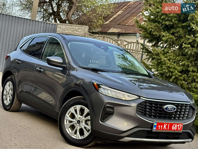 Внедорожник / Кроссовер Ford Escape 2023 в 