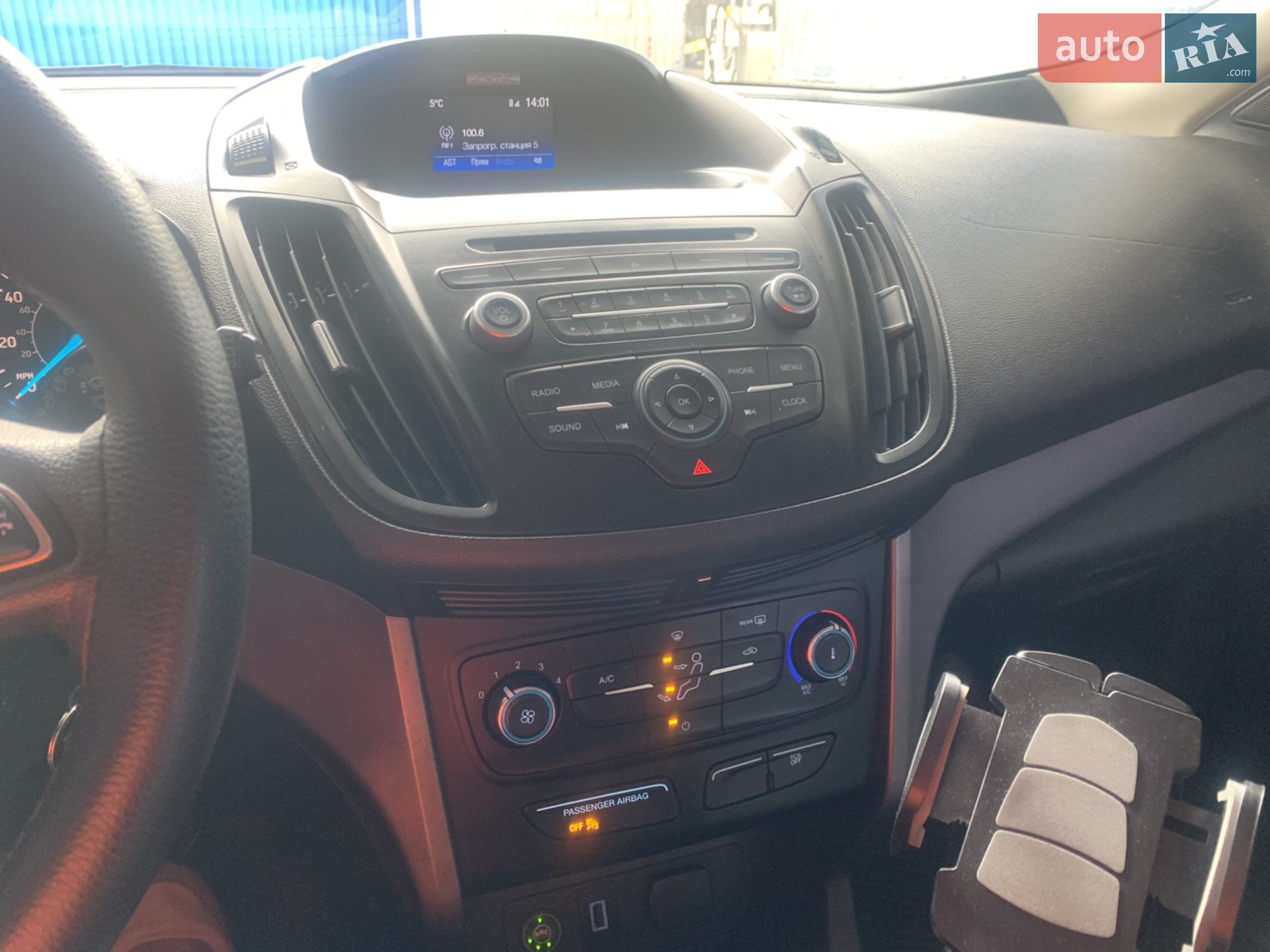 2017 Ford Escape - мініатюра 3
