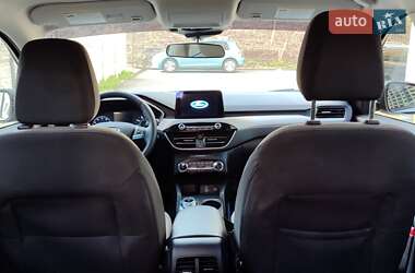 Внедорожник / Кроссовер Ford Escape 2022 в 