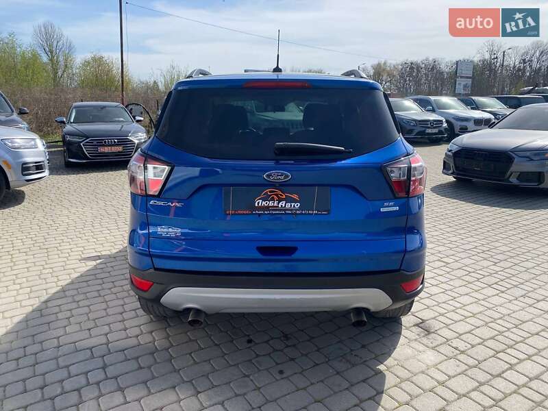 Позашляховик / Кросовер Ford Escape 2017 в Львові