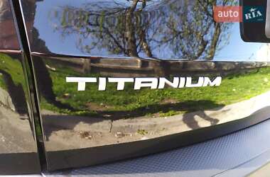 Внедорожник / Кроссовер Ford Escape 2020 в Киеве