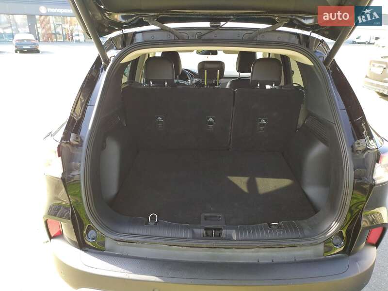 Внедорожник / Кроссовер Ford Escape 2020 в Киеве фото 13 Внедорожник / Кроссовер Ford Escape 2020 в Киеве
