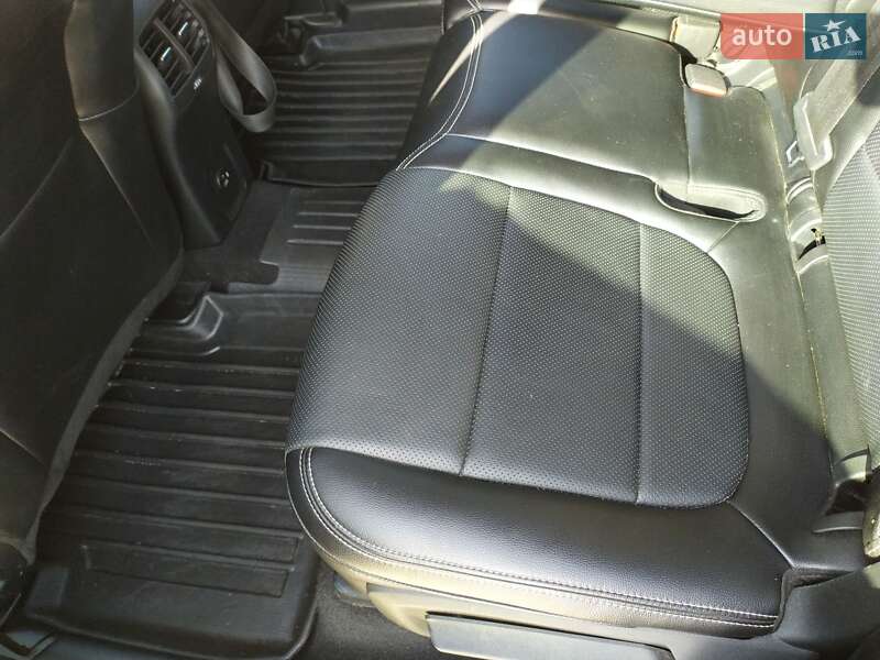 Внедорожник / Кроссовер Ford Escape 2020 в Киеве фото 21 Внедорожник / Кроссовер Ford Escape 2020 в Киеве