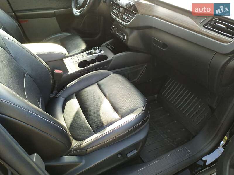 Внедорожник / Кроссовер Ford Escape 2020 в Киеве фото 64 Внедорожник / Кроссовер Ford Escape 2020 в Киеве
