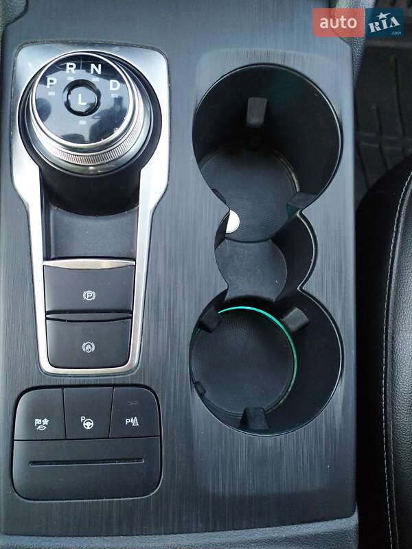 Внедорожник / Кроссовер Ford Escape 2020 в Киеве фото 82 Внедорожник / Кроссовер Ford Escape 2020 в Киеве