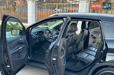 Внедорожник / Кроссовер Ford Escape 2014 в 