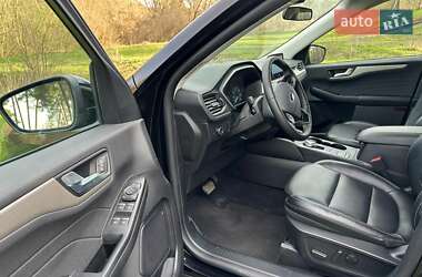 Внедорожник / Кроссовер Ford Escape 2022 в 