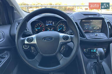 Внедорожник / Кроссовер Ford Escape 2014 в 