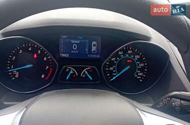 Внедорожник / Кроссовер Ford Escape 2013 в Шептицькому