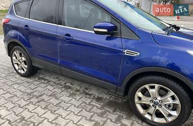 Внедорожник / Кроссовер Ford Escape 2013 в 