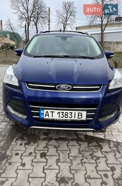 Внедорожник / Кроссовер Ford Escape 2013 в 