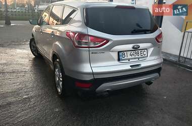 Внедорожник / Кроссовер Ford Escape 2014 в 