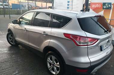 Внедорожник / Кроссовер Ford Escape 2014 в 