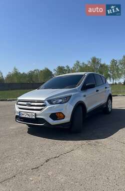 Внедорожник / Кроссовер Ford Escape 2017 в 