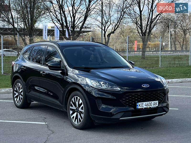 Внедорожник / Кроссовер Ford Escape 2020 в Днепре