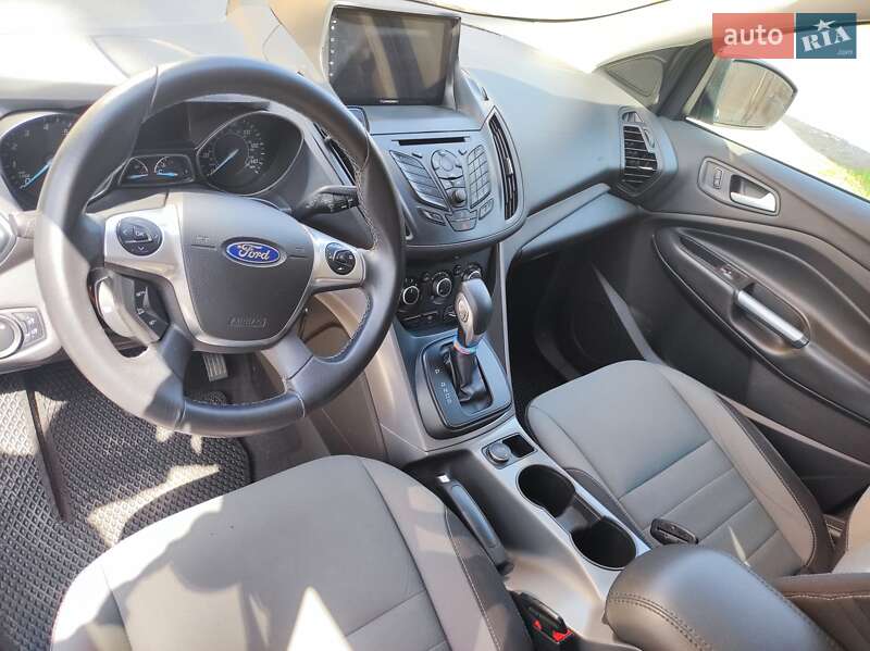 Внедорожник / Кроссовер Ford Escape 2015 в Белой Церкви