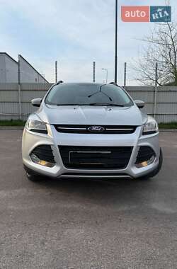 Позашляховик / Кросовер Ford Escape 2014 в 