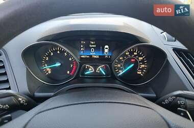 Позашляховик / Кросовер Ford Escape 2017 в Хмельницькому