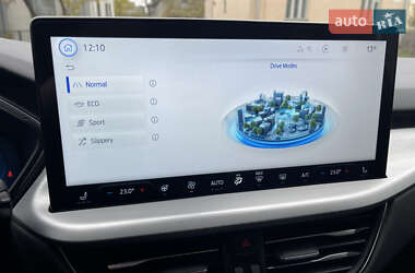 Внедорожник / Кроссовер Ford Escape 2023 в 