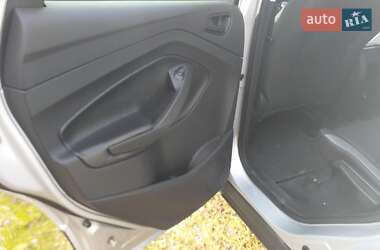 Внедорожник / Кроссовер Ford Escape 2015 в 