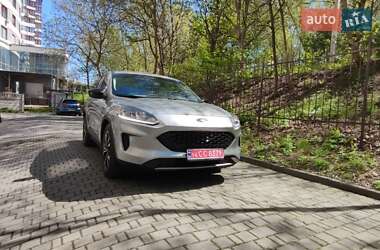 Внедорожник / Кроссовер Ford Escape 2022 в 