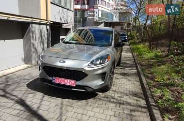 Внедорожник / Кроссовер Ford Escape 2022 в 