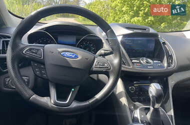 Внедорожник / Кроссовер Ford Escape 2013 в 