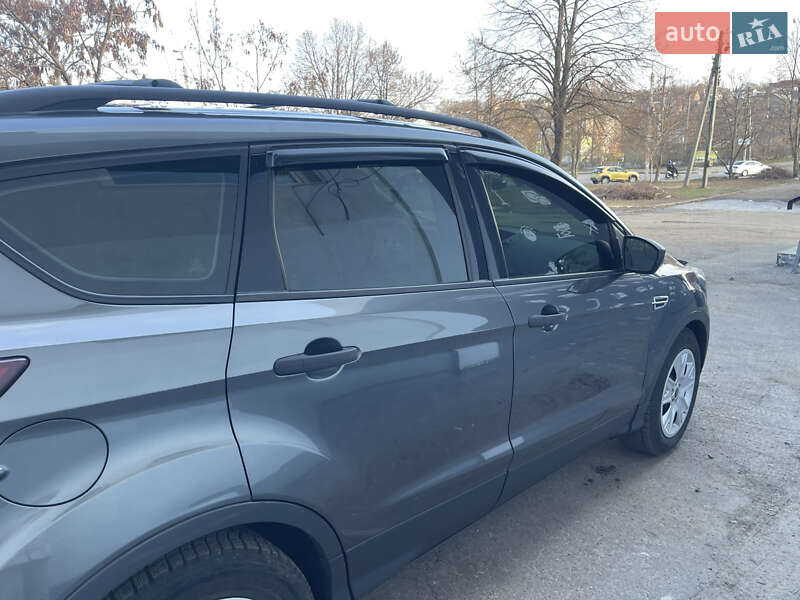 Позашляховик / Кросовер Ford Escape 2015 в Дніпрі