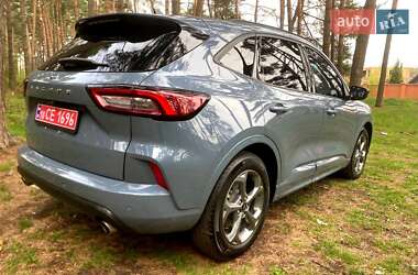 Внедорожник / Кроссовер Ford Escape 2023 в 