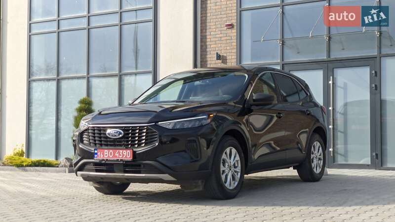 Внедорожник / Кроссовер Ford Escape 2023 в Тернополе