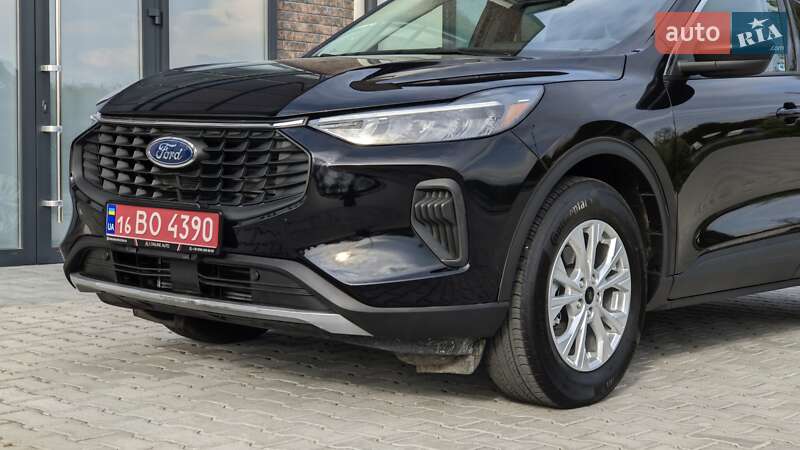 Внедорожник / Кроссовер Ford Escape 2023 в Тернополе