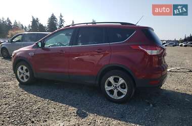 Позашляховик / Кросовер Ford Escape 2016 в 