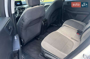Внедорожник / Кроссовер Ford Escape 2022 в 