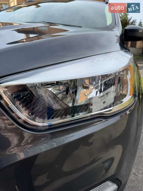 Внедорожник / Кроссовер Ford Escape 2018 в Киеве