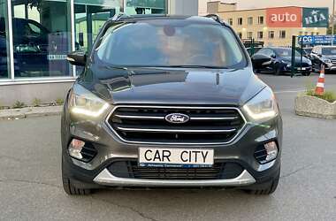 Внедорожник / Кроссовер Ford Escape 2017 в 