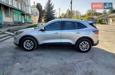 Внедорожник / Кроссовер Ford Escape 2019 в 