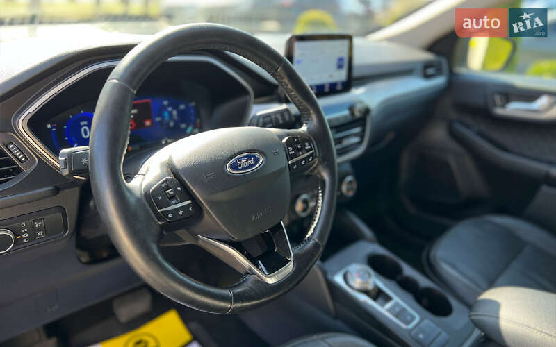 Позашляховик / Кросовер Ford Escape 2020 в Львові