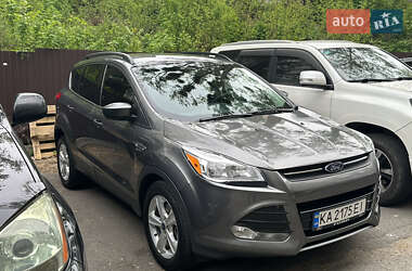Позашляховик / Кросовер Ford Escape 2014 в 