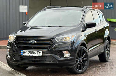 Позашляховик / Кросовер Ford Escape 2019 в 