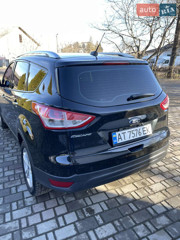 Внедорожник / Кроссовер Ford Escape 2014 в Косове