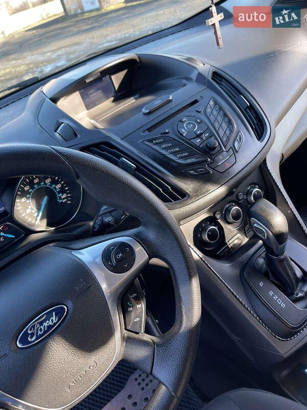 Внедорожник / Кроссовер Ford Escape 2014 в Косове